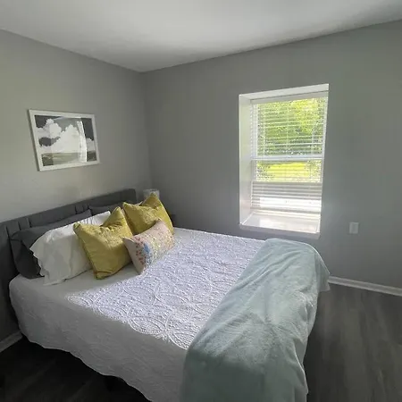 The Ingrid Apt #8 - Fresh And Simple 2Bd With Wifi Hamilton Exterior photo