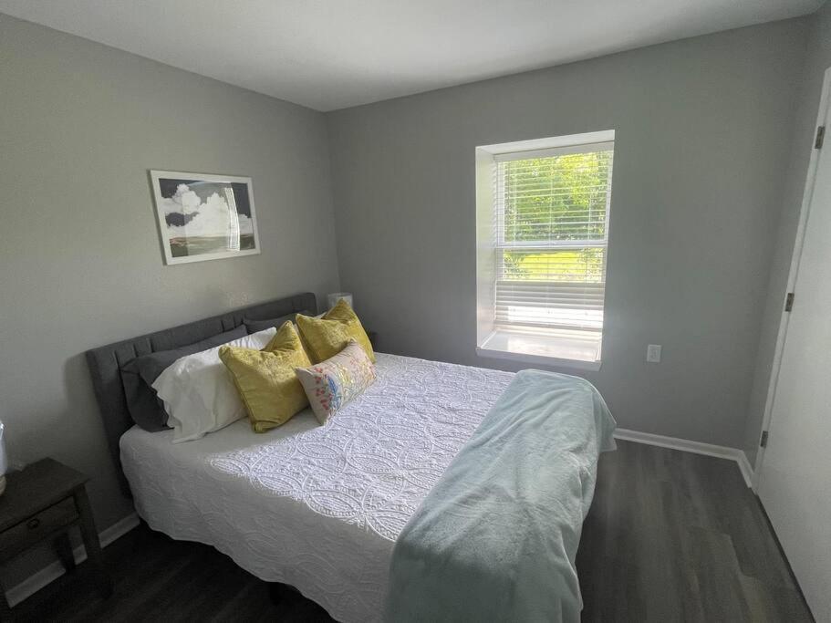 The Ingrid #8 - Fresh And Simple 2bd With Wifi Apartment *